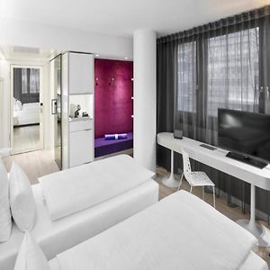 Bassline Room